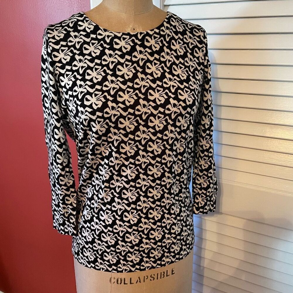J CREW | black & cream bow pattern sweater XS